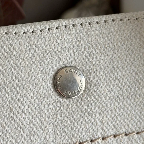 Saint Laurent Rive Gauche Beige Shopping Tote - Picture 5 of 15